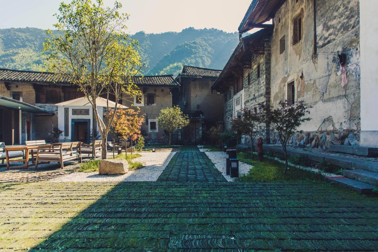 Tsingpu Tulou Retreat Hotel Zhangzhou Buitenkant foto